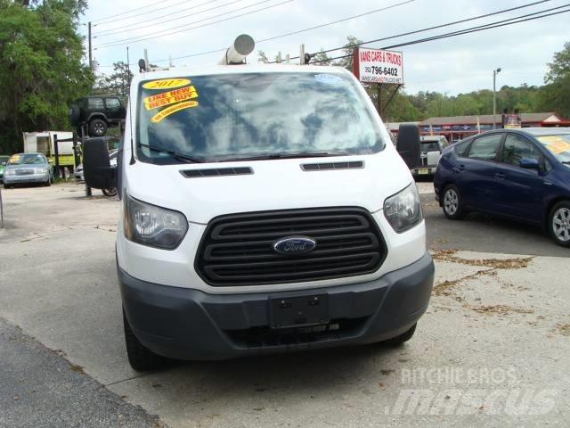 Ford T250 Autocamioane