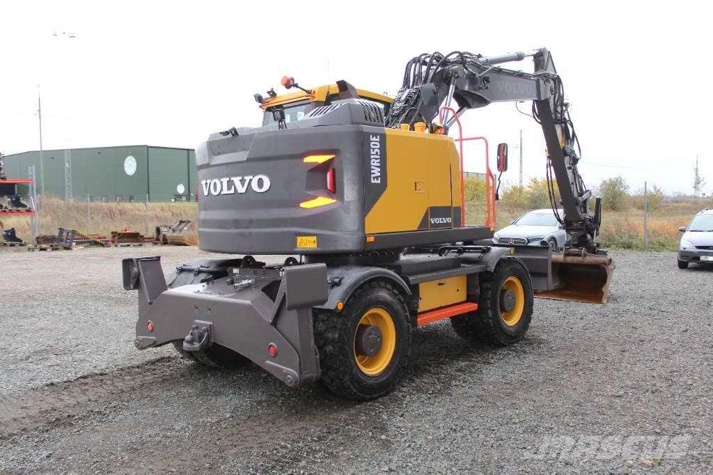 Volvo EWR 150 E Excavatoare cu roti