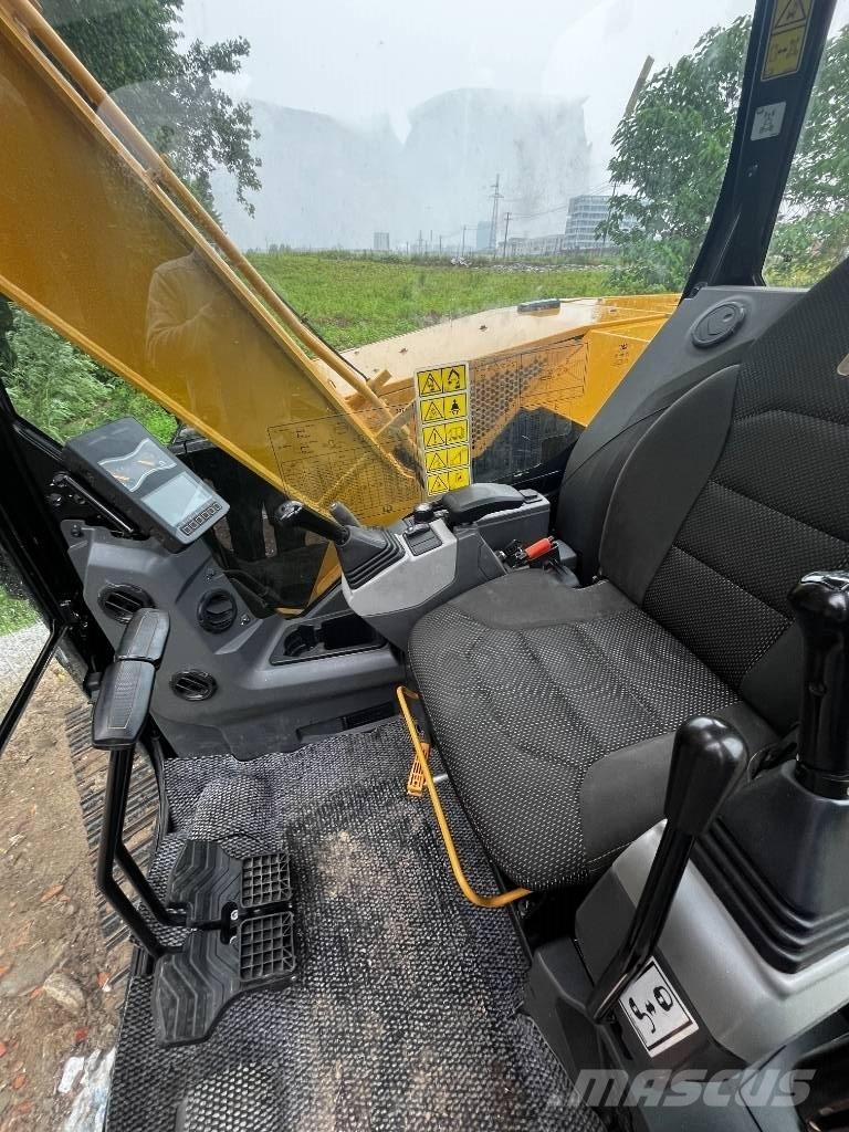 CAT 307,5 Excavatoare 7t - 12t