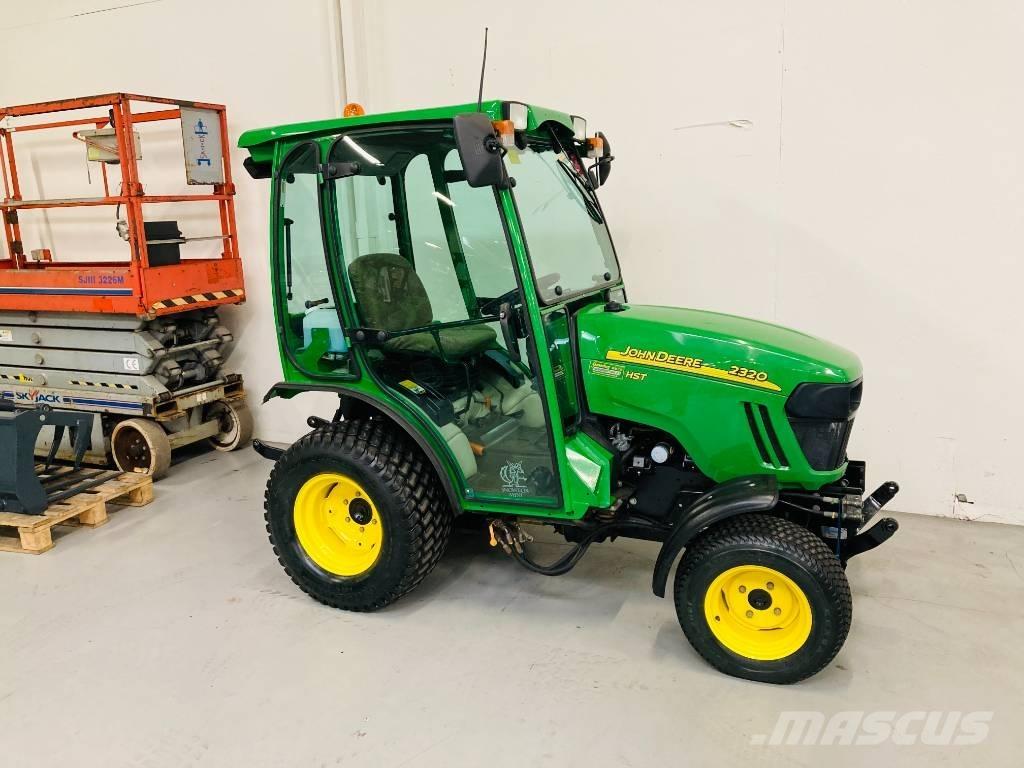 John Deere 2320 Tractoare compacte