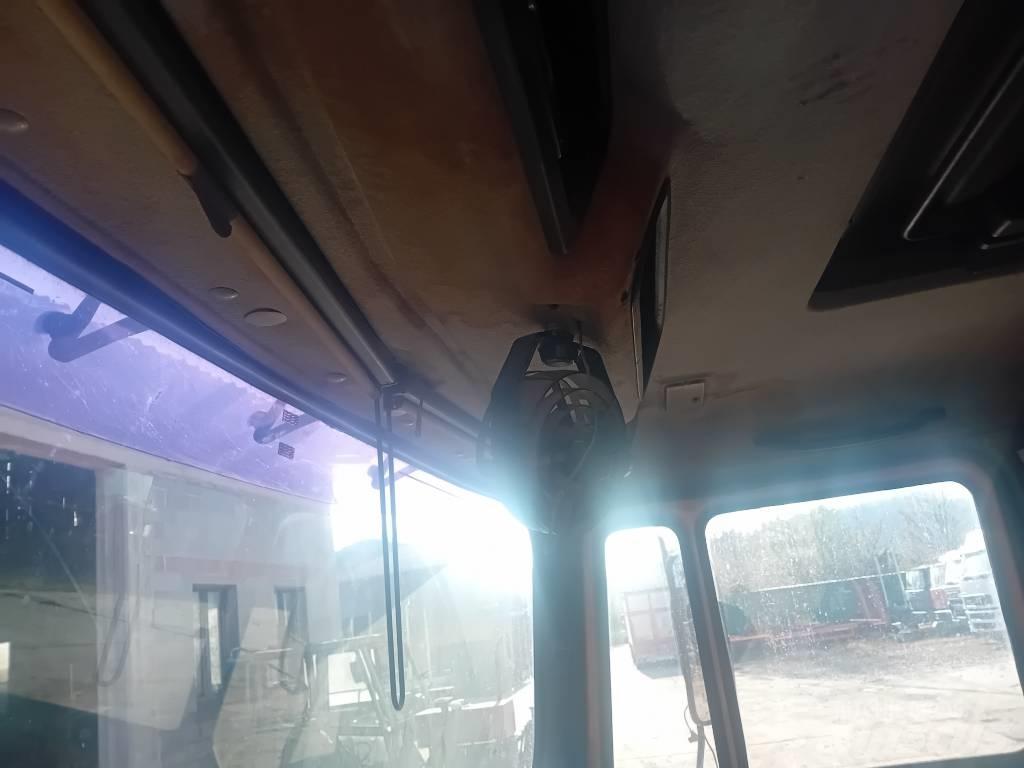 MAN 26.372 Autobasculanta