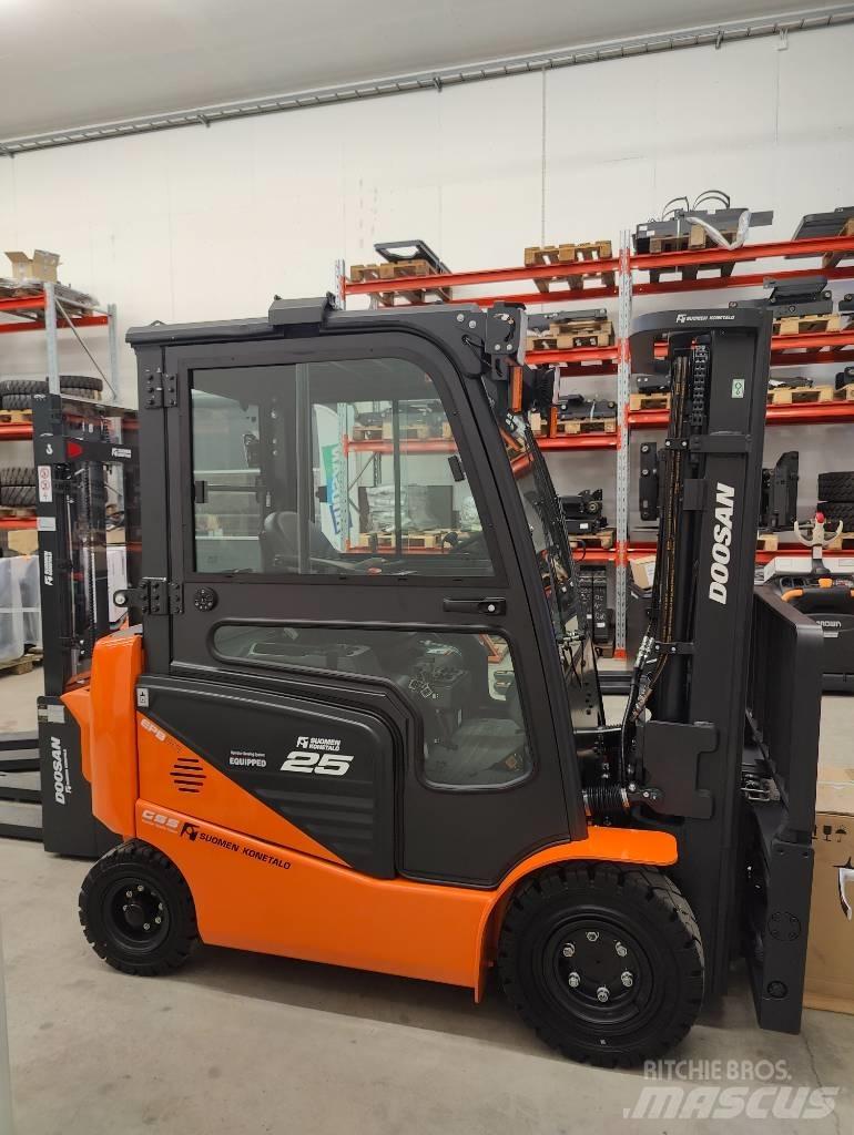 Doosan B25NS TARJOUS! Stivuitor electric