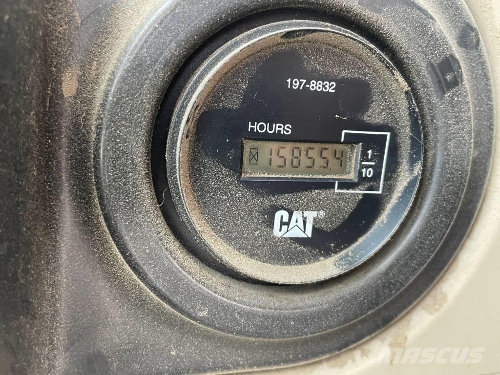 CAT M 318 C MH Paleta de manipulare