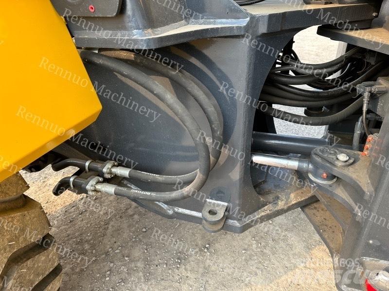Komatsu WA380 Incarcator pe pneuri