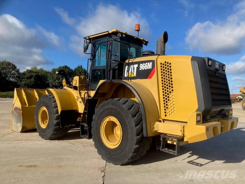 CAT 966 M Incarcator pe pneuri