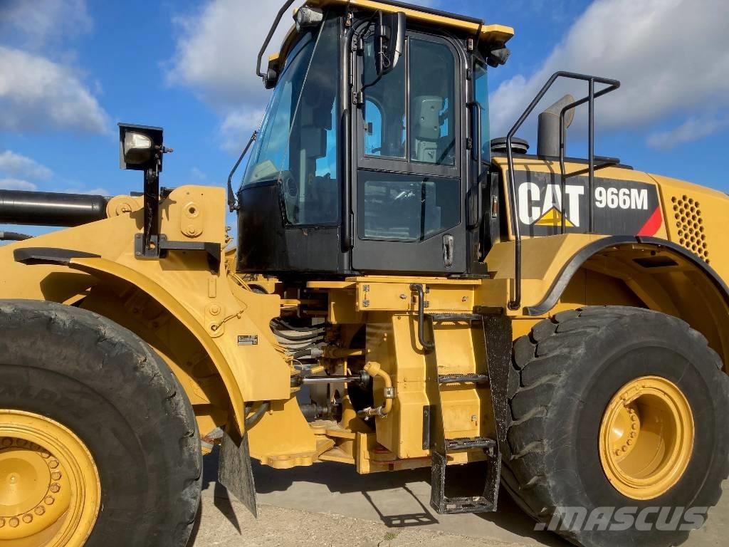 CAT 966 M Incarcator pe pneuri
