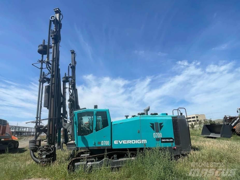 Everdigm D700 Echipamente de forare la suprafata