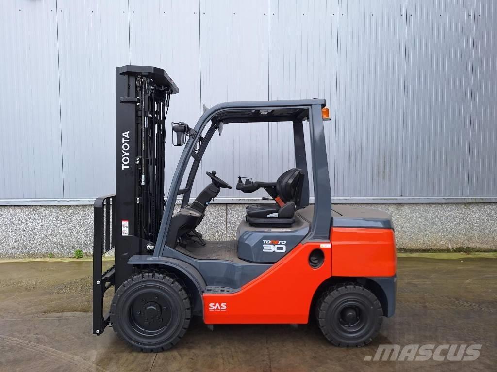 Toyota 52-8 FD F 30 Stivuitor diesel