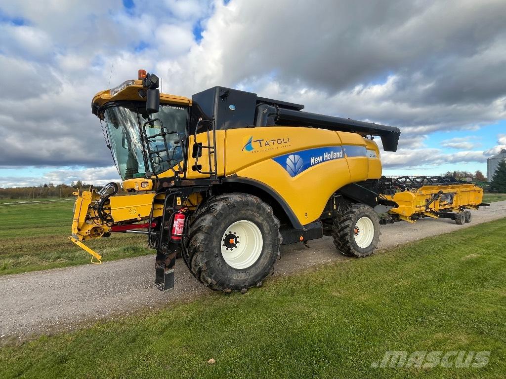 New Holland CX 8080 Combine de secerat