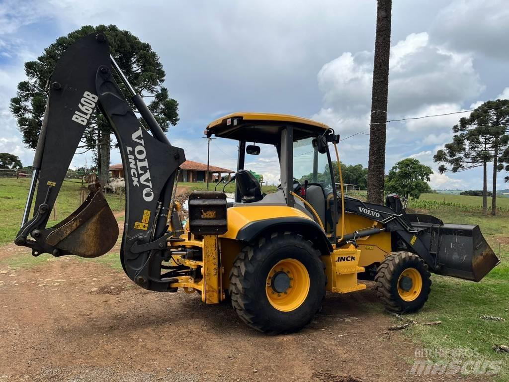 Volvo BL60B Buldoexcavatoare