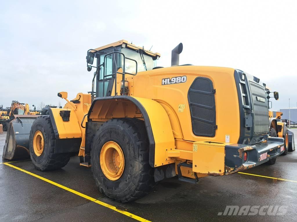 Hyundai HL 980 Incarcator pe pneuri