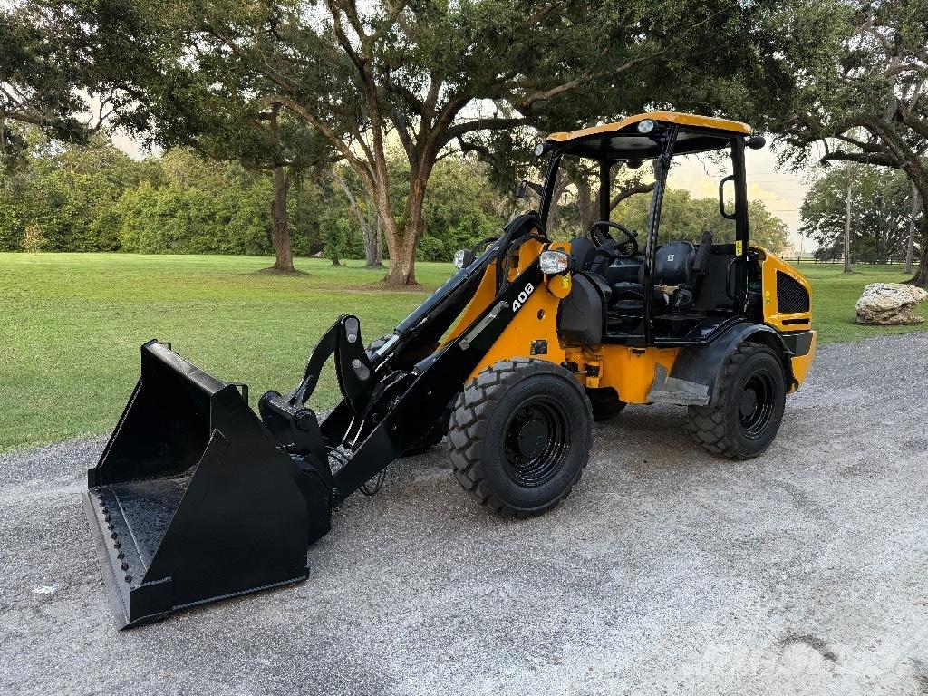 JCB 407 Incarcator pe pneuri