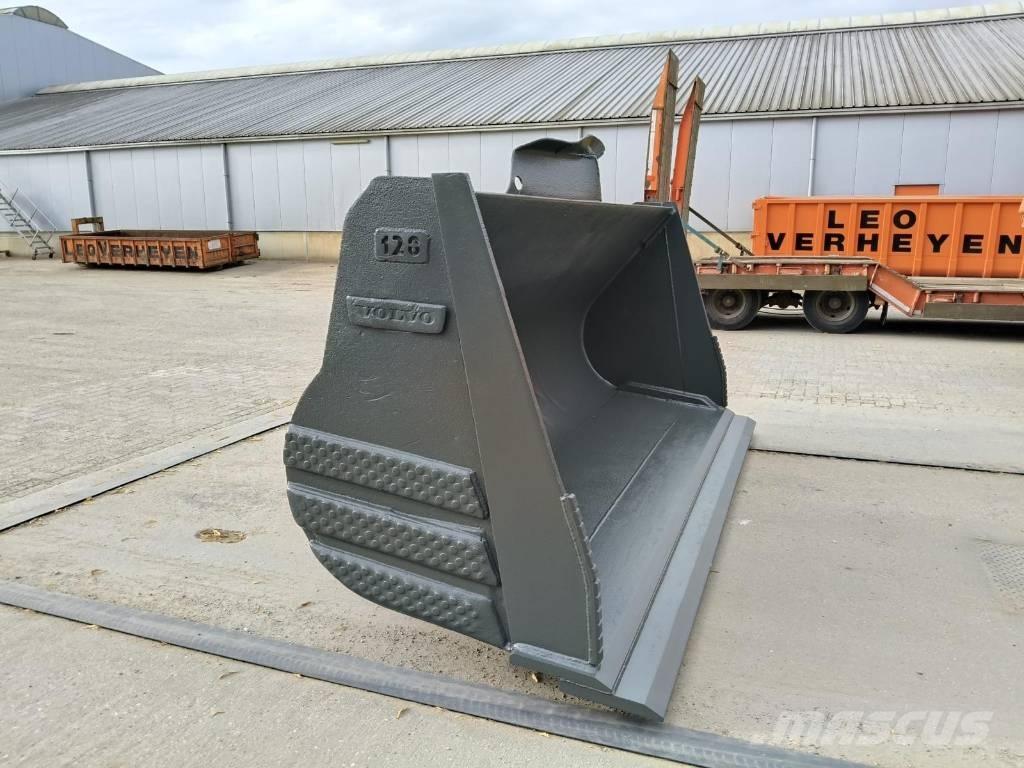 Volvo L 220 Pistoane