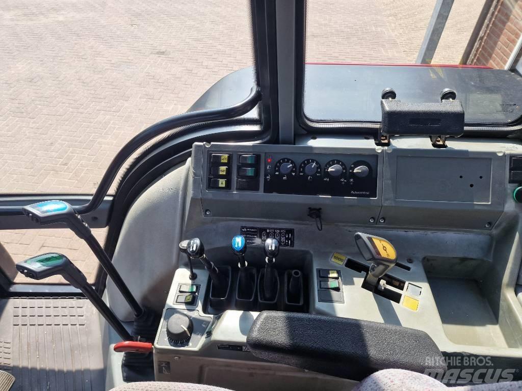 Valtra 8950 Tractoare