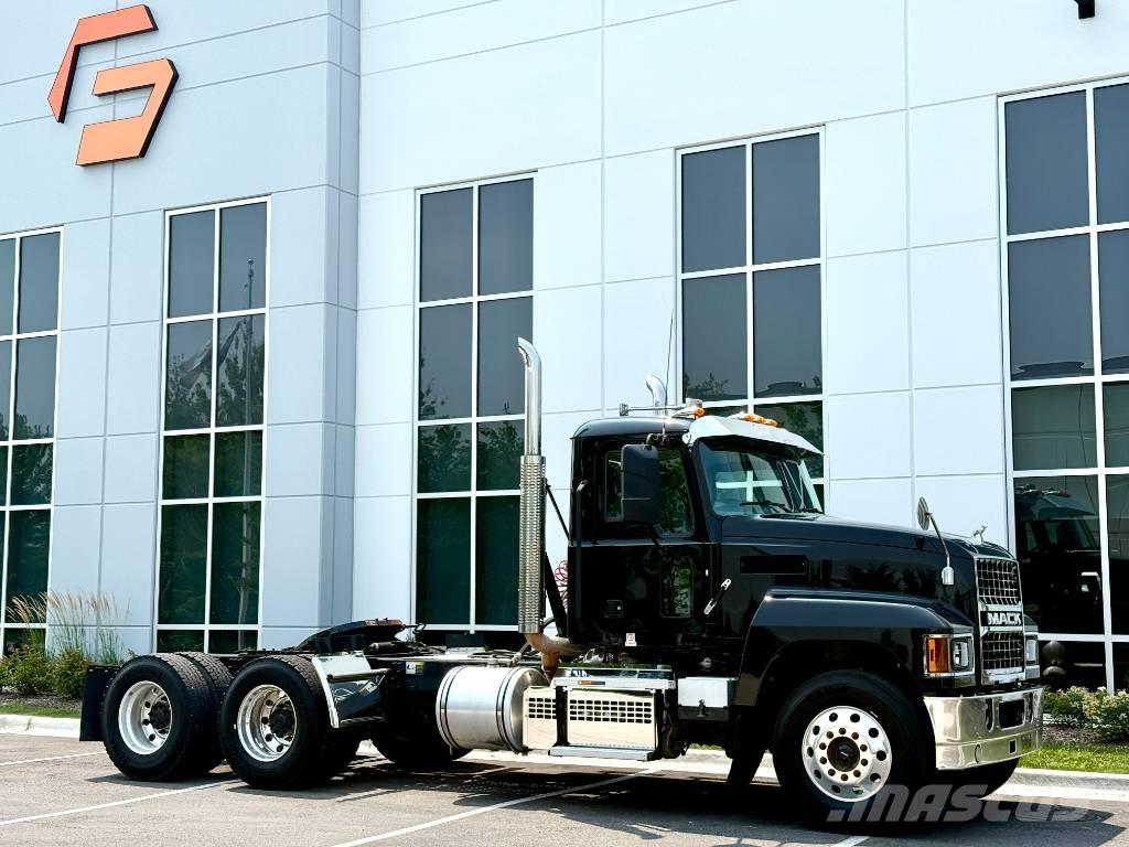 Mack Pinnacle Autotractoare