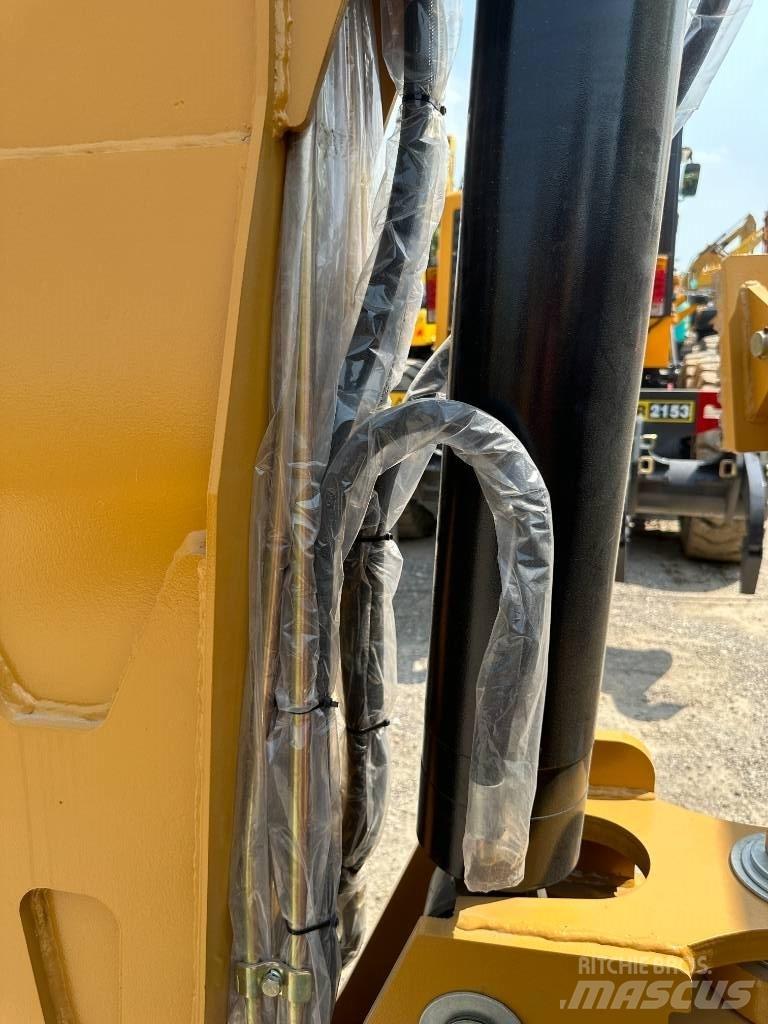 CAT 420F Buldoexcavatoare