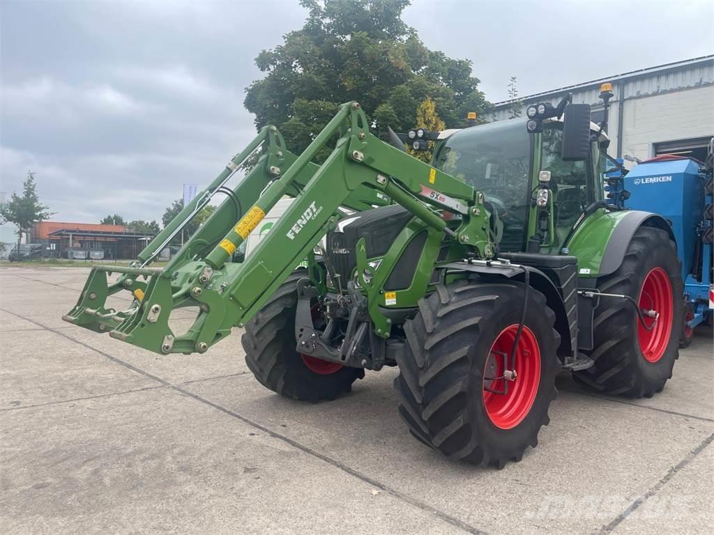 Fendt 724 Vario Tractoare