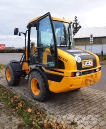 JCB 407 Incarcator pe pneuri