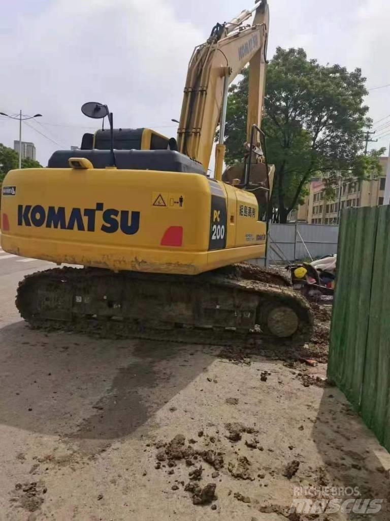 Komatsu pc200-8 Excavatoare pe șenile
