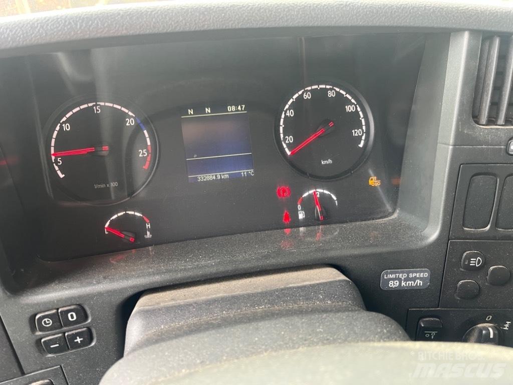 Scania P 320 Elevatoare cu carlig