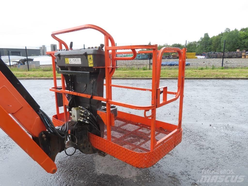 JLG 600 AJ Nacele cu brat articulat