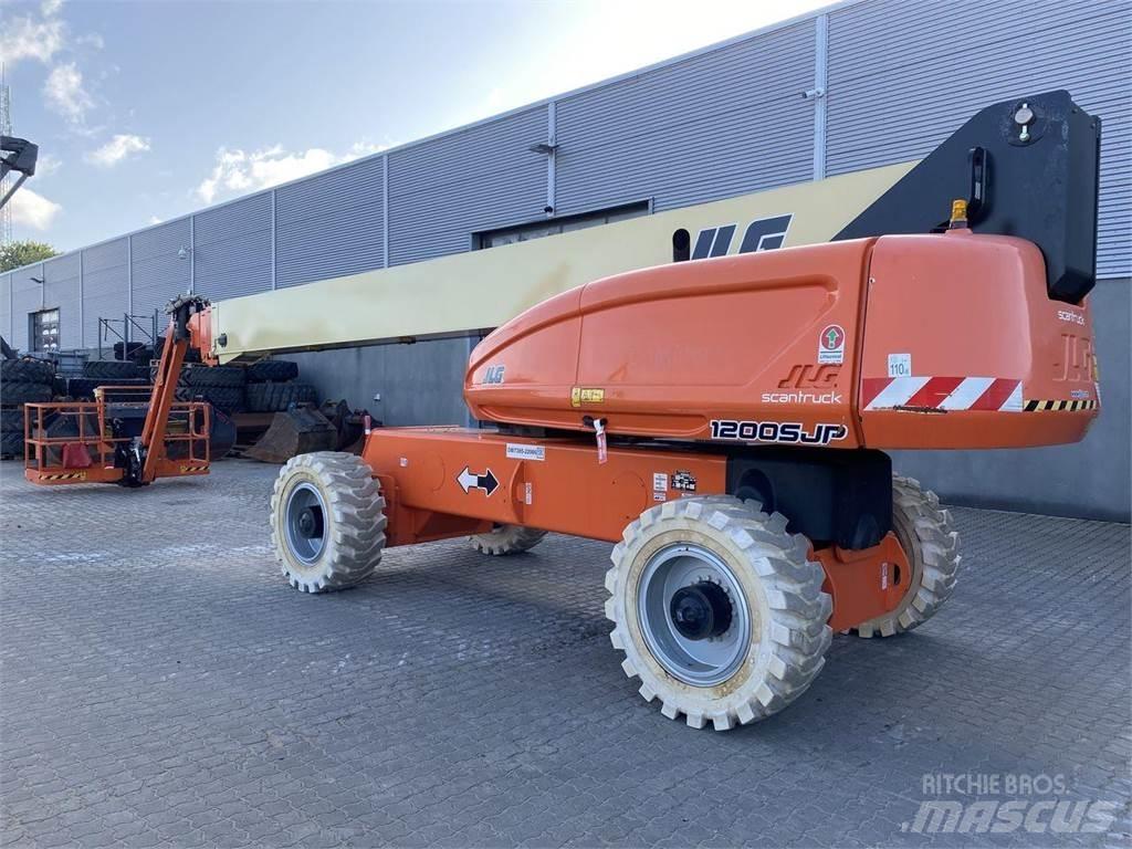 JLG 1200SJP Nacele cu brat articulat