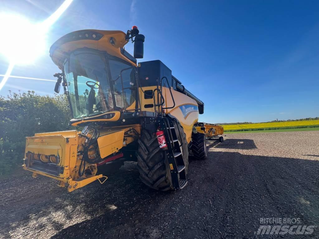 New Holland 8.85 Combine de secerat