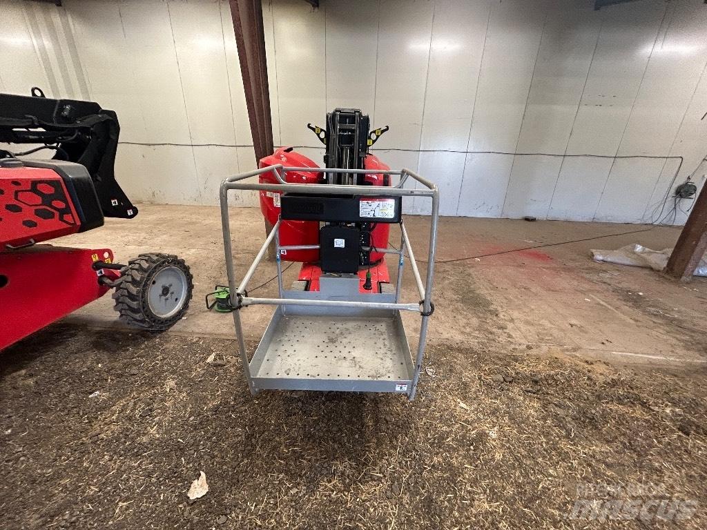 Manitou 100 VJR Ascensoare verticale catarg