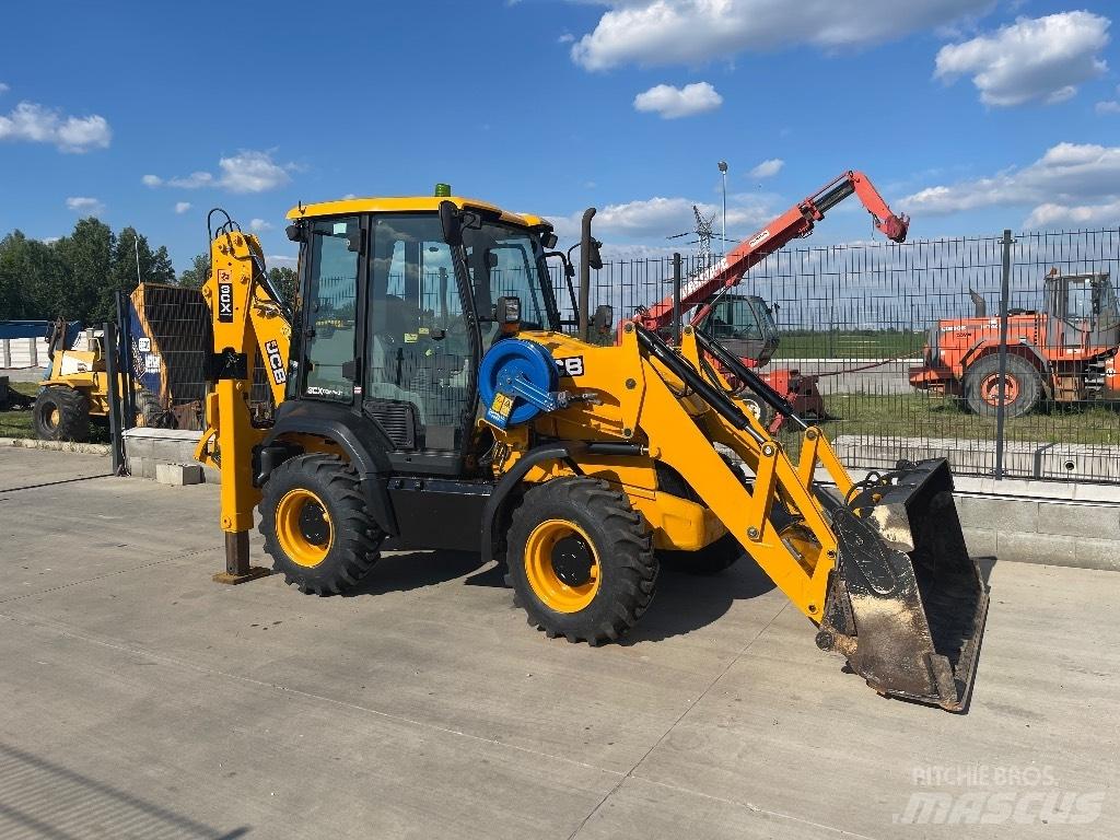 JCB 3 CX / compact Buldoexcavatoare