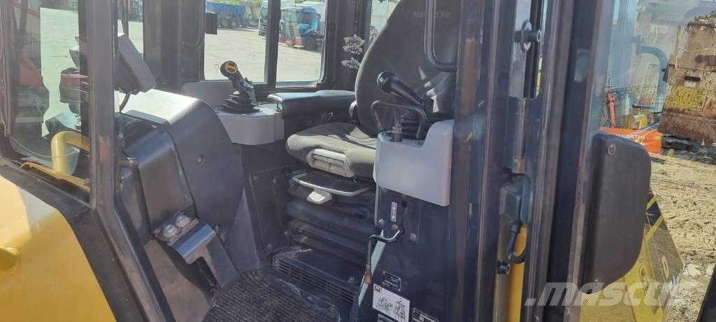 Komatsu D 51 PX-22 Buldozere pe senile
