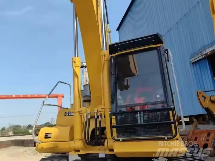 Komatsu PC300 Excavatoare pe șenile
