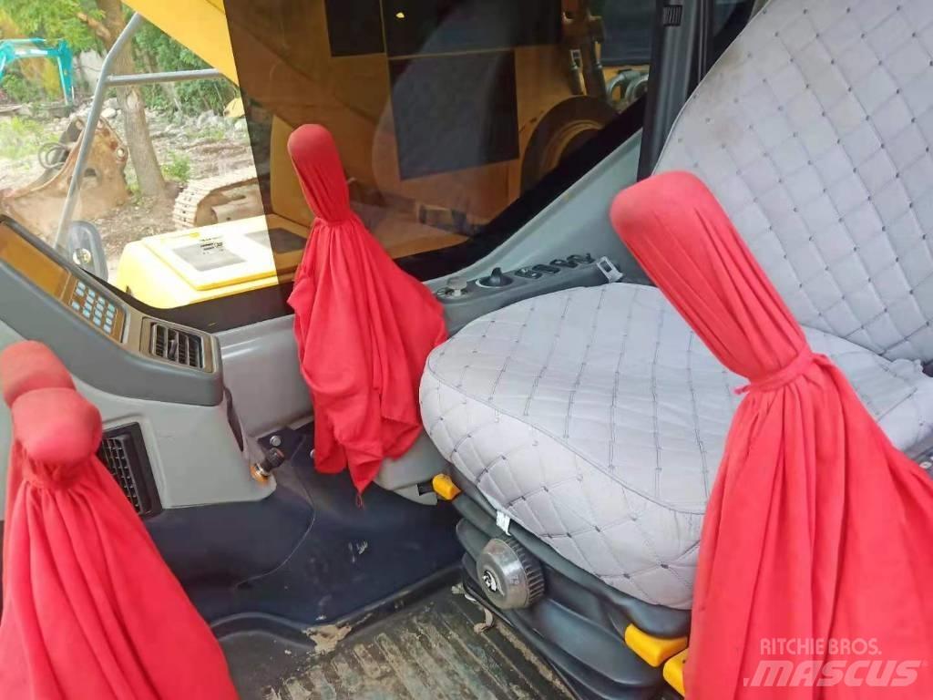Komatsu PC 450-7 Excavatoare pe șenile

