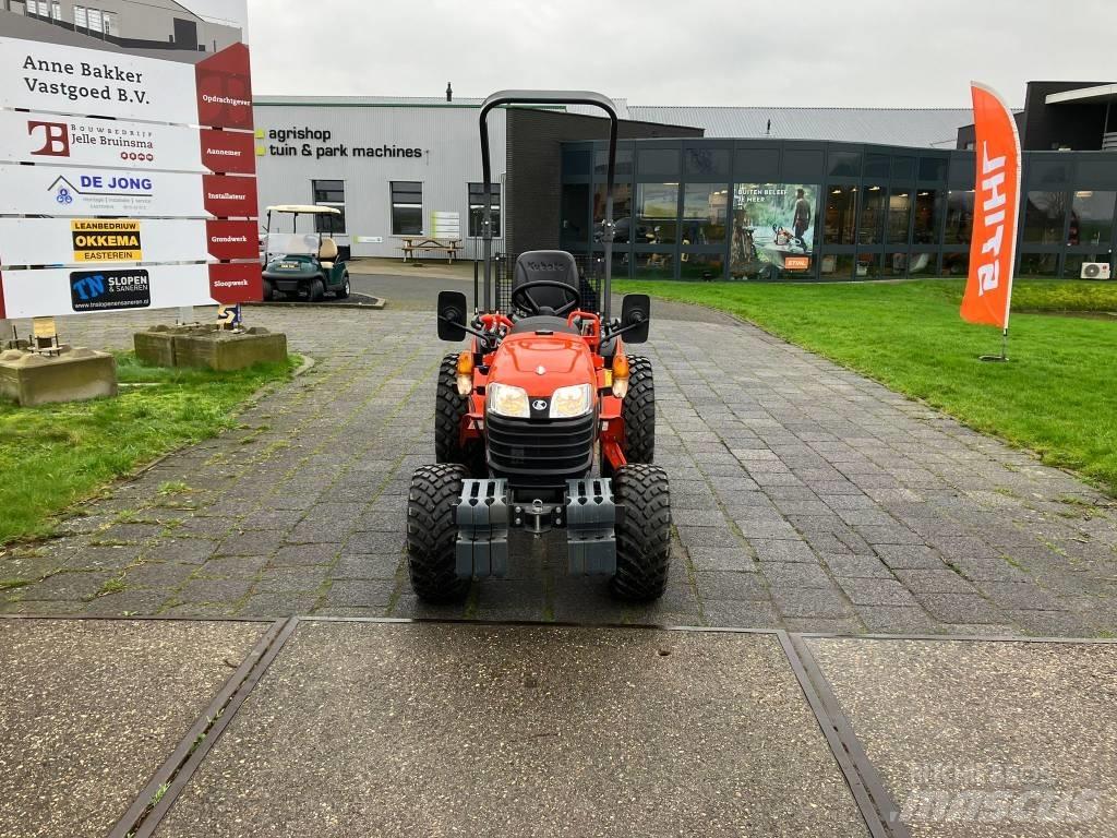 Kubota B1-240 Tractoare