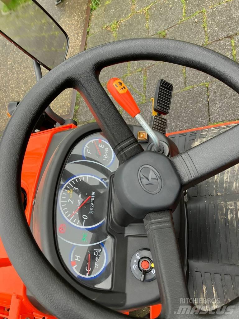 Kubota B1-240 Tractoare