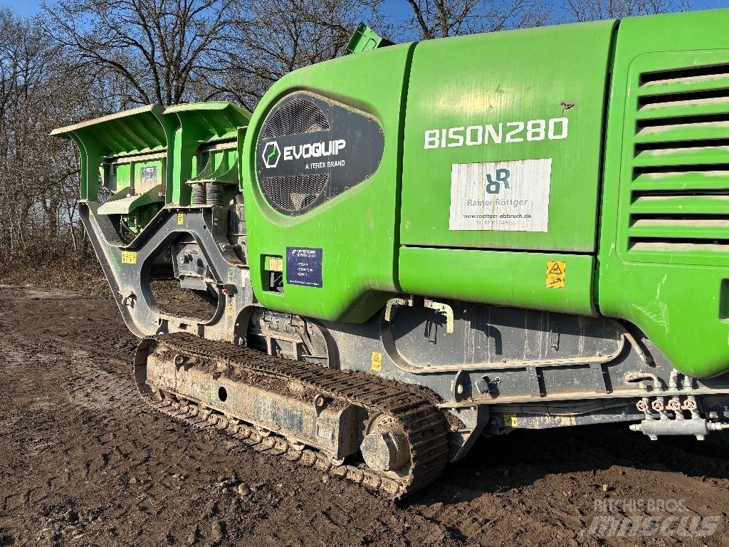 Terex BISON 180 Cernuitoare