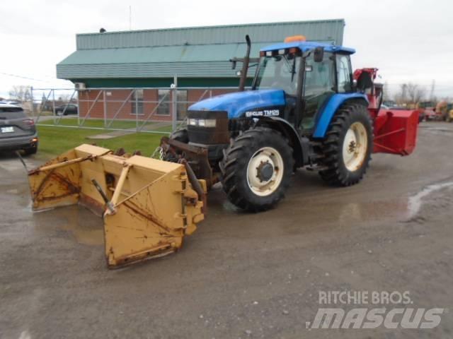 New Holland TM 125 Tractoare