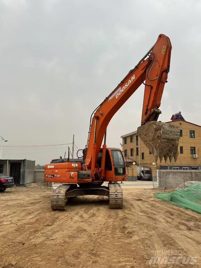 Doosan DX300LCA Excavatoare pe șenile
