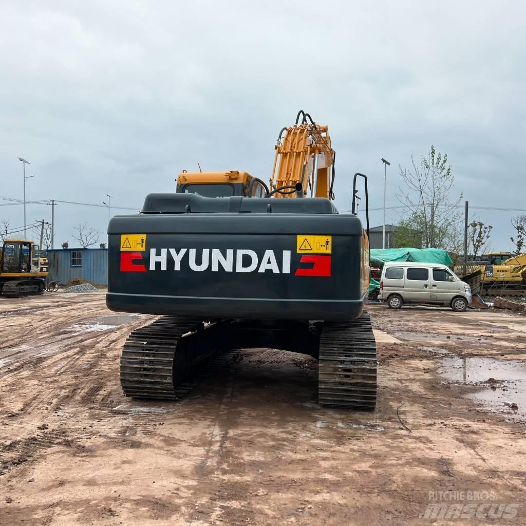 Hyundai R220LC-9 Excavatoare pe șenile
