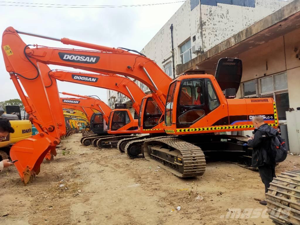 Doosan DH225LC-7 Excavatoare pe șenile
