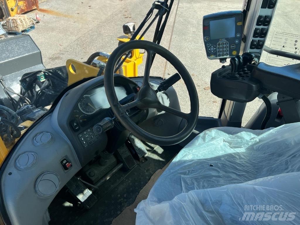 Volvo L 120 H Incarcator pe pneuri