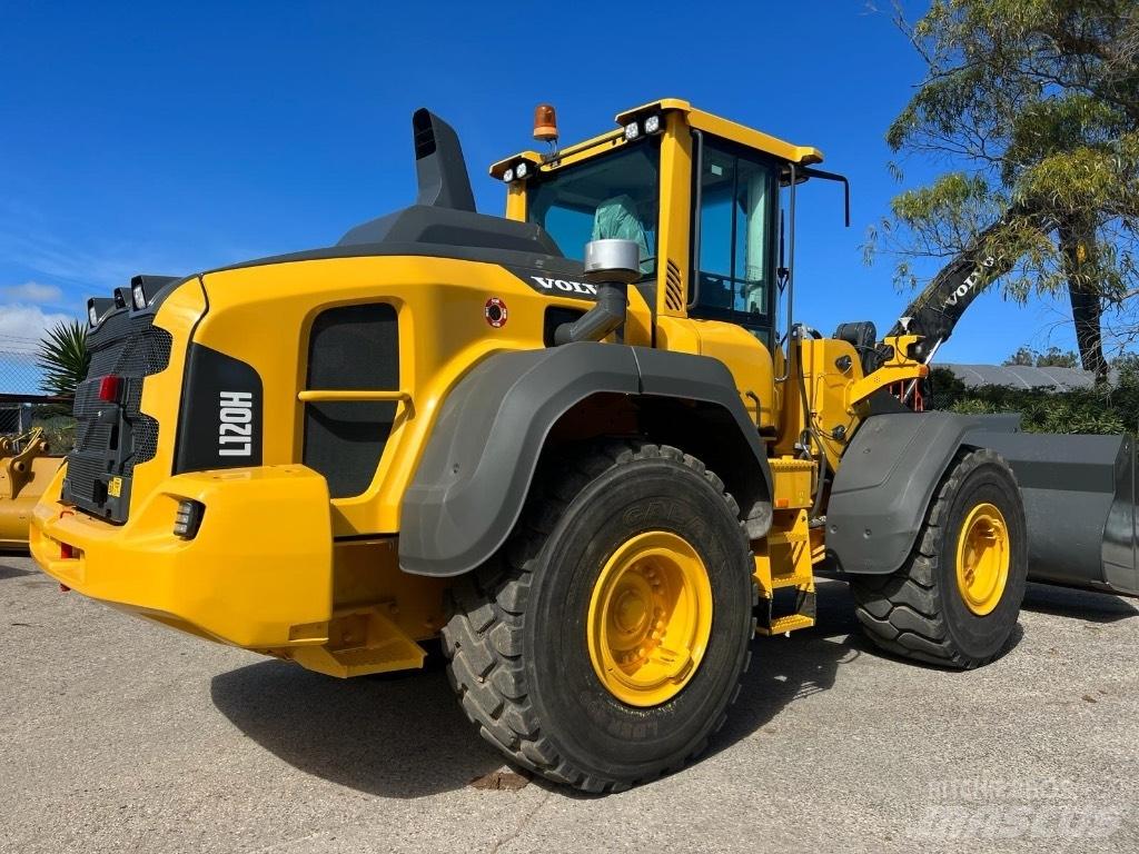 Volvo L 120 H Incarcator pe pneuri