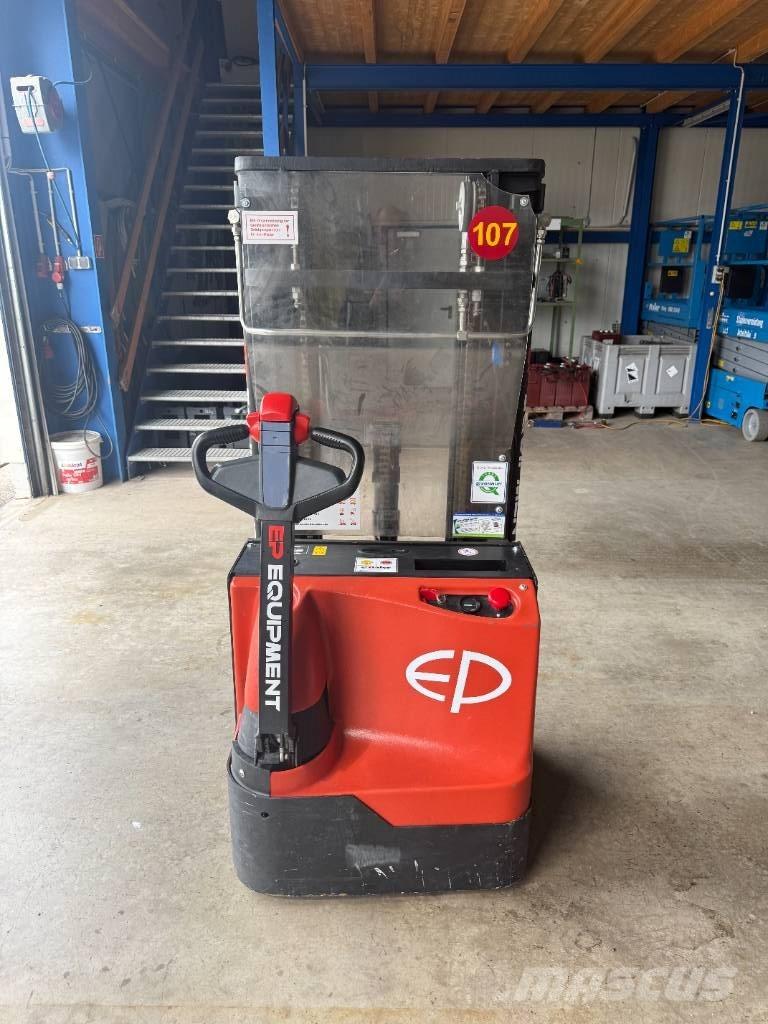EP WSA 161 Transpaleta electica cu furca