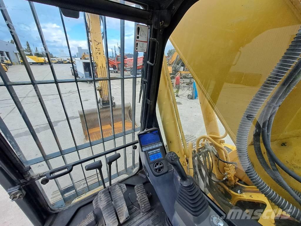 Komatsu HB215LC-2 Excavatoare pe șenile

