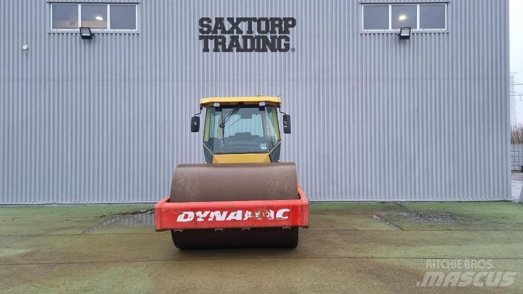Dynapac CA302D, Vält Compactoare monocilindrice