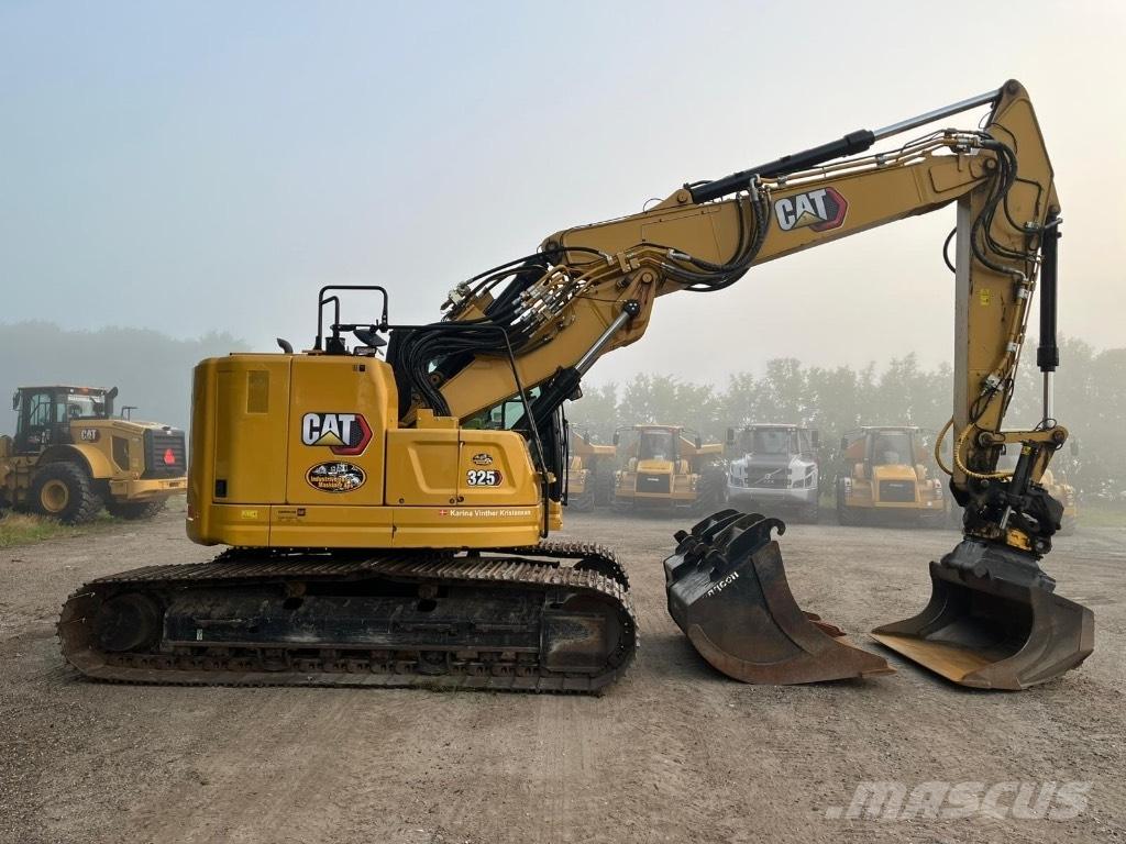 CAT 325 Excavatoare pe șenile

