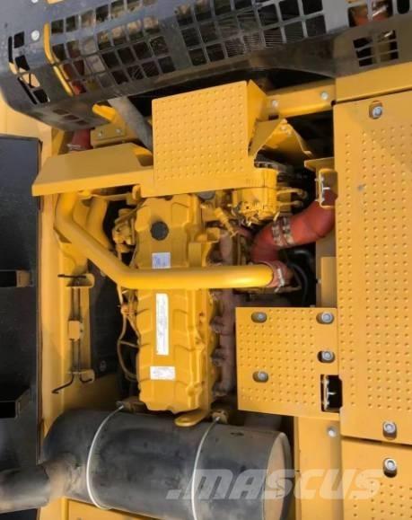 CAT 336D2 Excavatoare pe șenile

