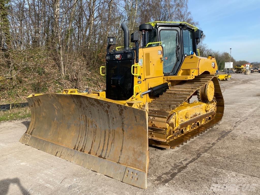 CAT D 6 Buldozere pe senile