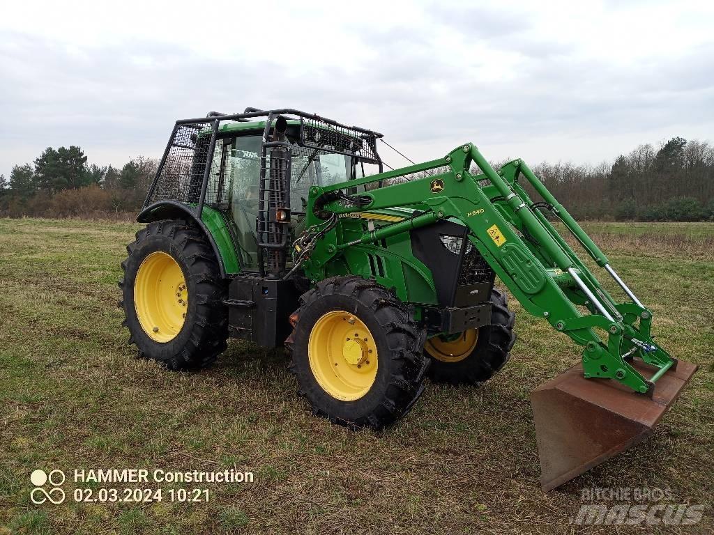 John Deere 6115M Tractoare forestiere