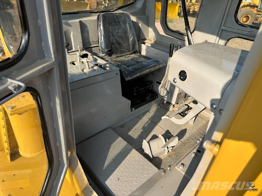 CAT D7G Buldozere pe senile