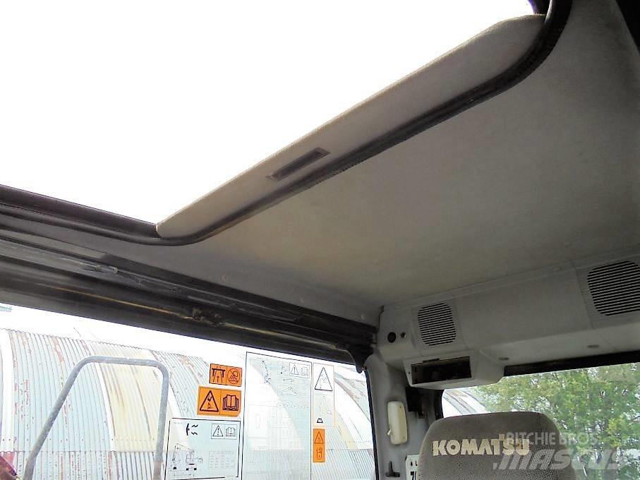Komatsu PW 140-7 Excavatoare cu roti